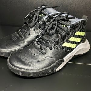 Little boys adidas basketball shoes